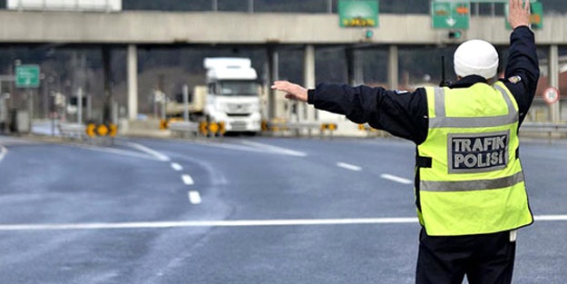 Sürücüler dikkat yarın başlıyor! Cezası 885 lira