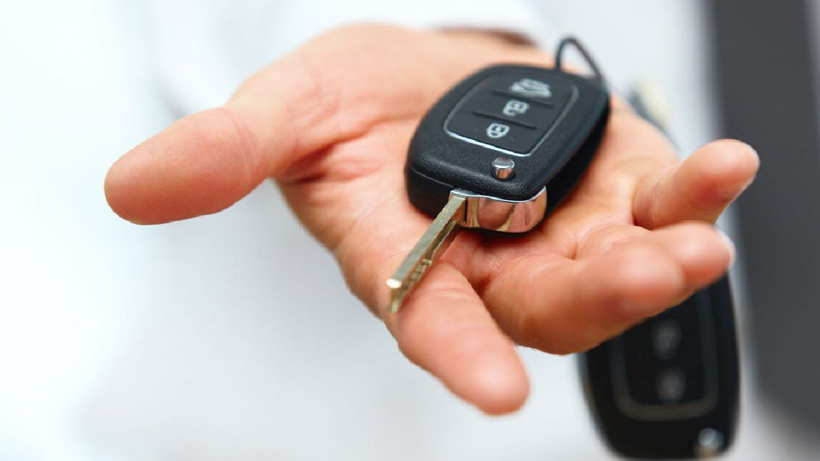 Sürücüler şaşkına döndü! Araçlardaki bu gizli düğme yakıt parasını yarıya indiriyor