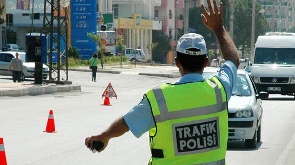 Sürücüleri isyan ettiği uygulama son buluyor… Trafik cezalarında yeni dönem!
