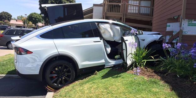 Sürücüsüz araçlar insan öldürebilir mi?