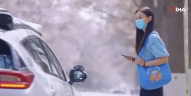 Sürücüsüz taksiler Pekin yollarına çıktı