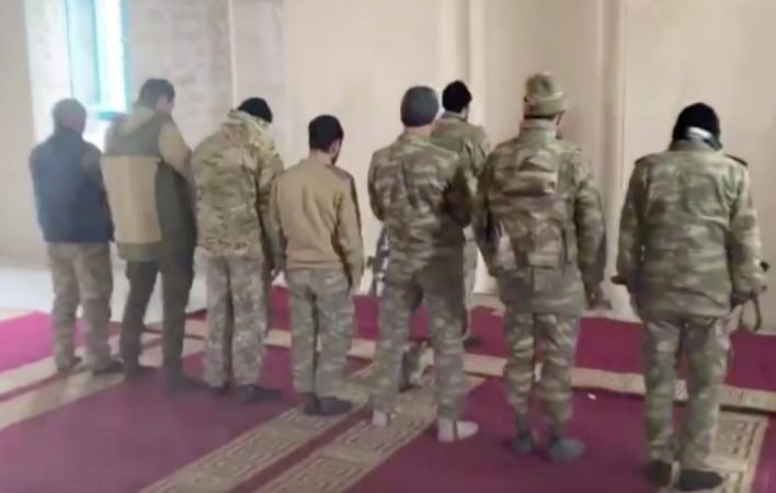 Şuşa’da 28 yıl sonra cuma kılındı