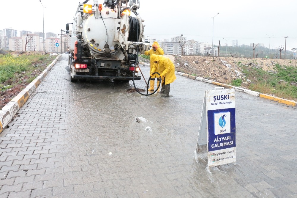 Şuski sokağa çıkma kısıtlamasını hizmete dönüştürdü 