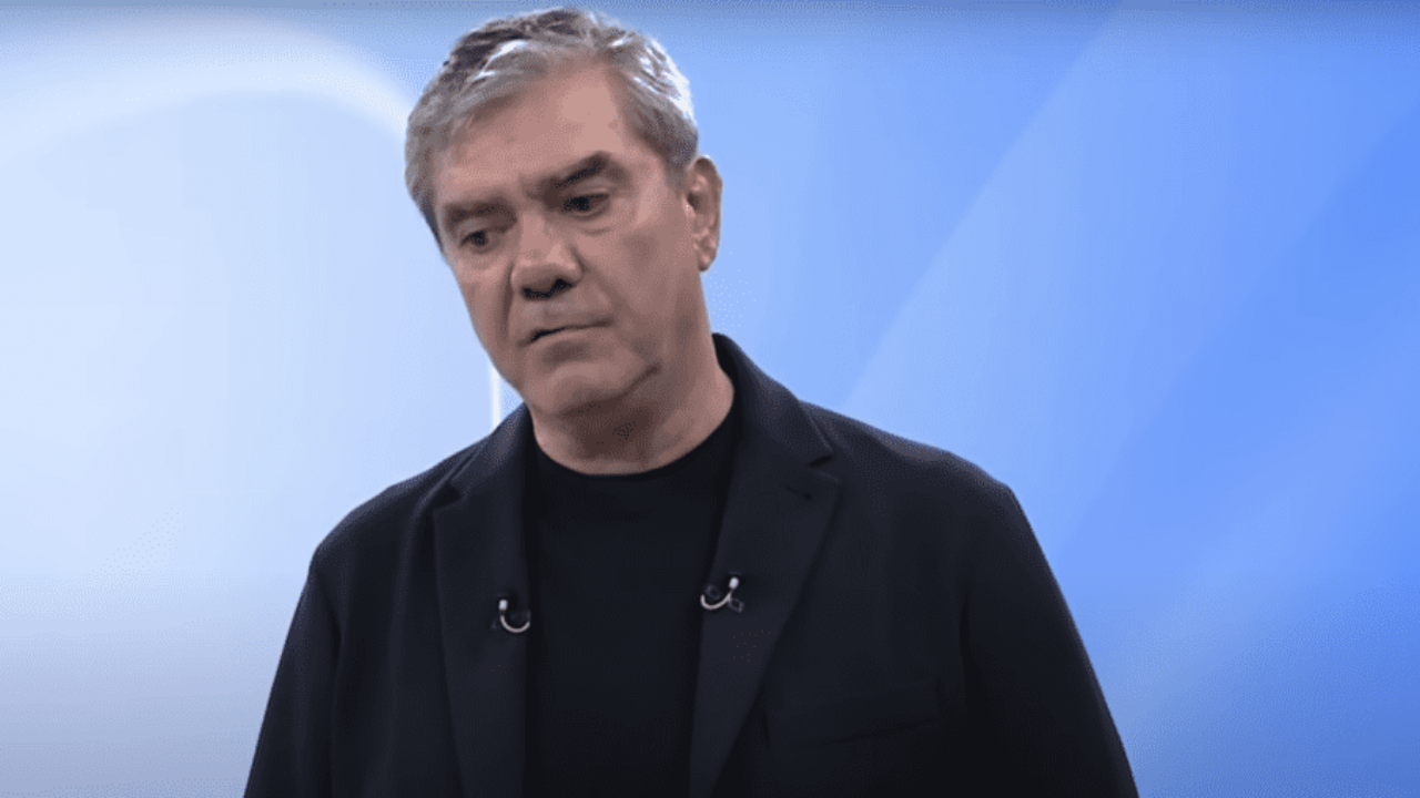 Suskunluğu edebinden değil, falsosundanmış… Yılmaz Özdil bu ne?