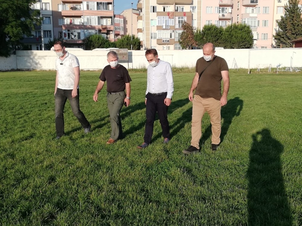 Susurluk Şehir Stadı ve Gençlik Merkezi yerinde denetlendi 