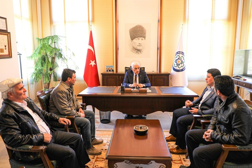 Süt üreticilerinden Başkan Gürün’e ziyaret 