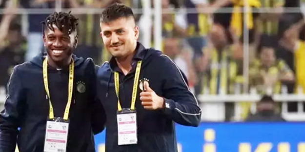 Suudi Arabistan beğenmedi, Fenerbahçe alıyor! Büyük sürpriz...https://www.yeniakit.com.tr/foto-galeri/suudi-arabistan-begenmedi-fenerbahce-aliyor-buyuk-surpriz-59574