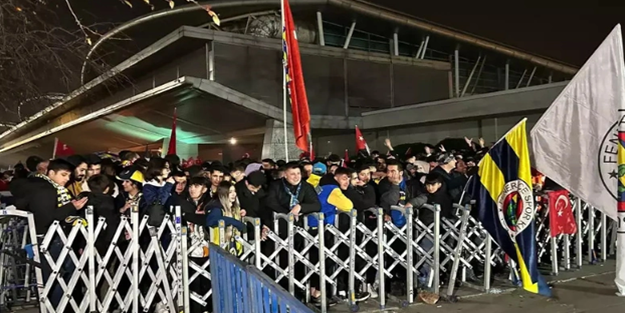 Suudi Arabistan dönüşü Ali Koç'u karşılayan siyasetçi bakın kim çıktı! Duyan şok olacak