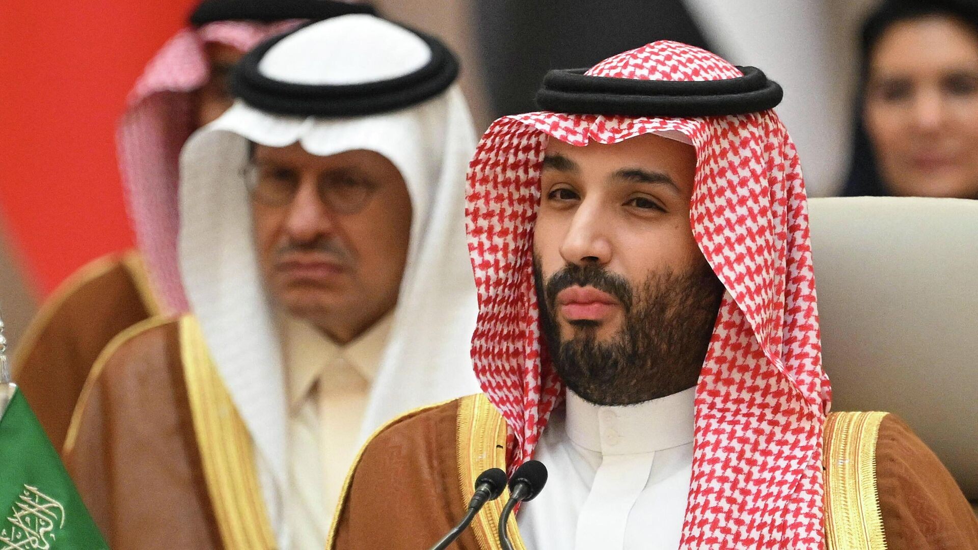 Suudi Arabistan resmen çıldırdı! 8 milyar dolar yatırdı