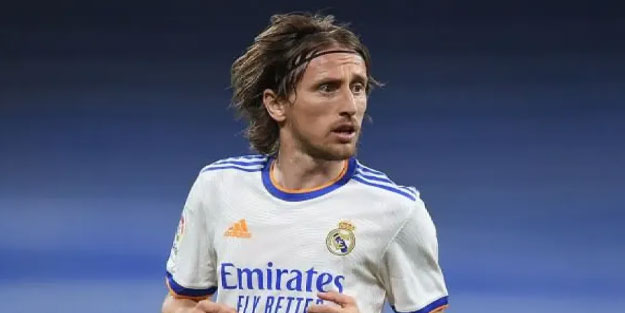 Suudi Arabistan takımı Luka Modric'in peşinde