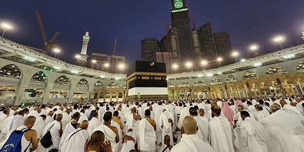 Suudi Arabistan, Türk vatandaşları için umre ziyaretini kolaylaştıracak çalışmayı tanıttı