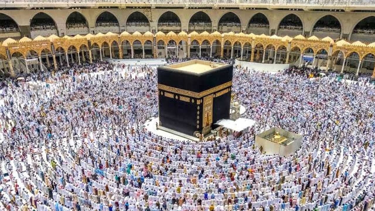 Suudi Arabistan'dan umre vizesi kararı! İşte büyük kolaylıklar sağlayan yeni şartlar