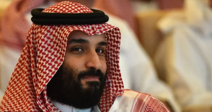 Suudi Arabistan'da enerji tesislerine ağır darbe: Petrol akışı kesildi!