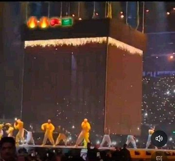 Suudi Arabistan'da Kabe'ye çok büyük saygısızlık: Böyle skandal görülmedi!