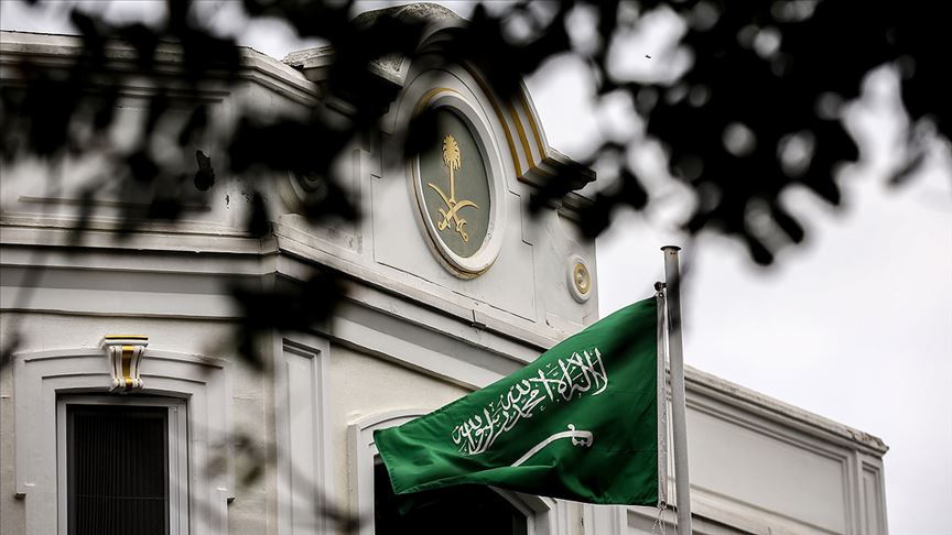Suudi Arabistan'da yabancı kadınlara otelde kalma izni verildi