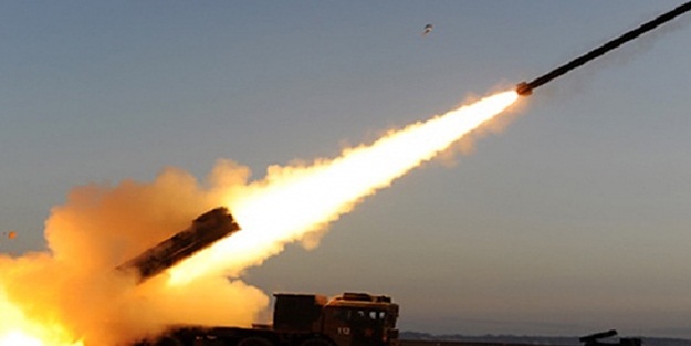 Suudi Arabistan'daki askeri üs balistik füzeyle vuruldu