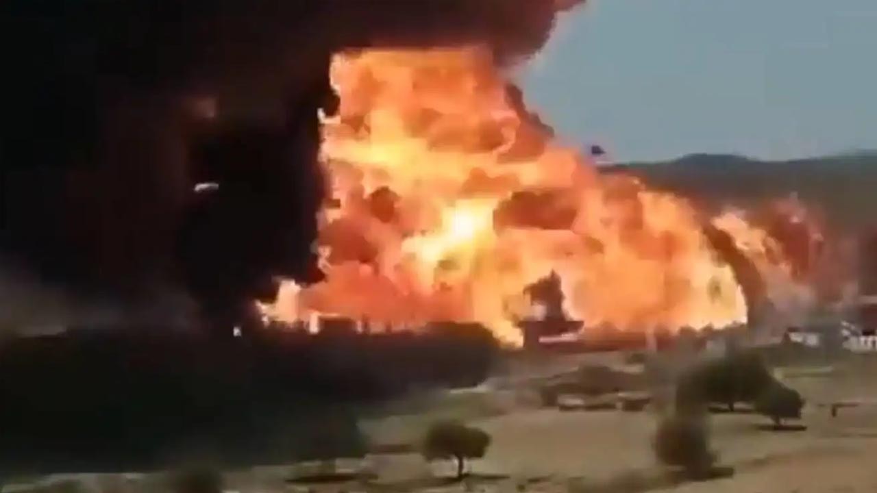 Suudi Arabistan'la savaşan ülkede feci patlama! Çok sayıda ölü ve yaralı var