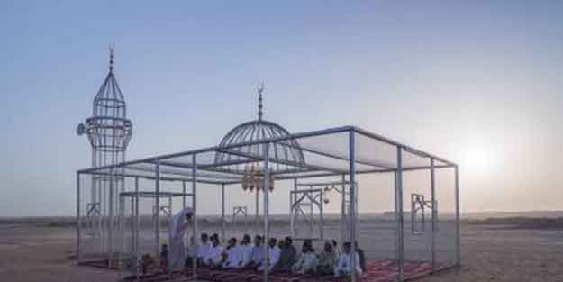 Suudi ismin yaptırdığı cami büyük tepki gördü!