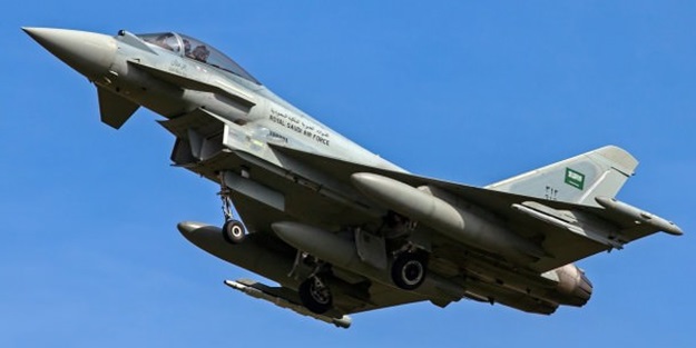 Suudi savaş uçakları Yemen‘i bombaladı: 20 ölü