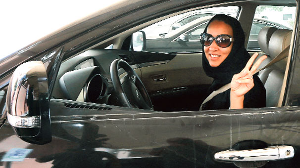 Suudi'lerin sekülerleştirmeye başladığı kutsal topraklarda son durum: Boşanma oranı artarken evlilik oranı düşüyor!