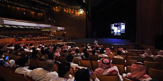 Suudilerin yeni icraatı: Orta Doğu'nun en lüks sinema salonu