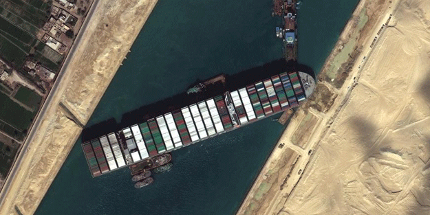 Mısır'dan Süveyş Kanalı açıklaması