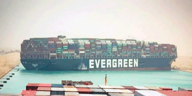 Süveyş kanalını kapatan geminin sahibinin cezası belli oldu!