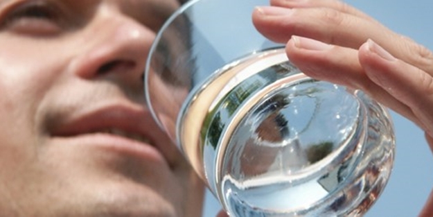 Suyu 'böyle içmek' mucize oluşturuyor...