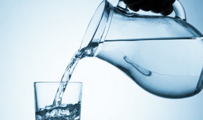 Suyunuzua ananas dilimi eklerseniz...