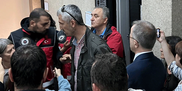 T 24 yazarı Tolga Şardan tutuklanarak cezaevine gönderildi!