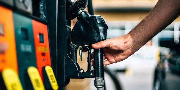 Tabela 20'li rakamları gösteriyor! Benzine bir zam daha yapıldı