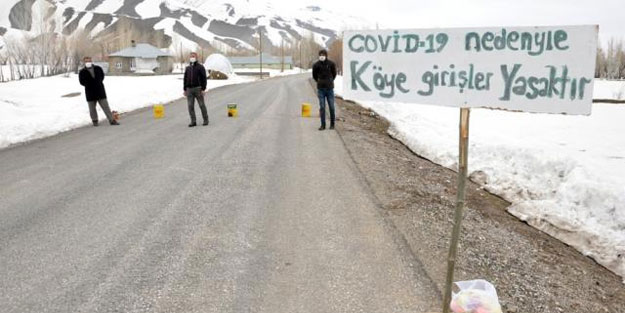 Tabela asarak köyü kapattılar