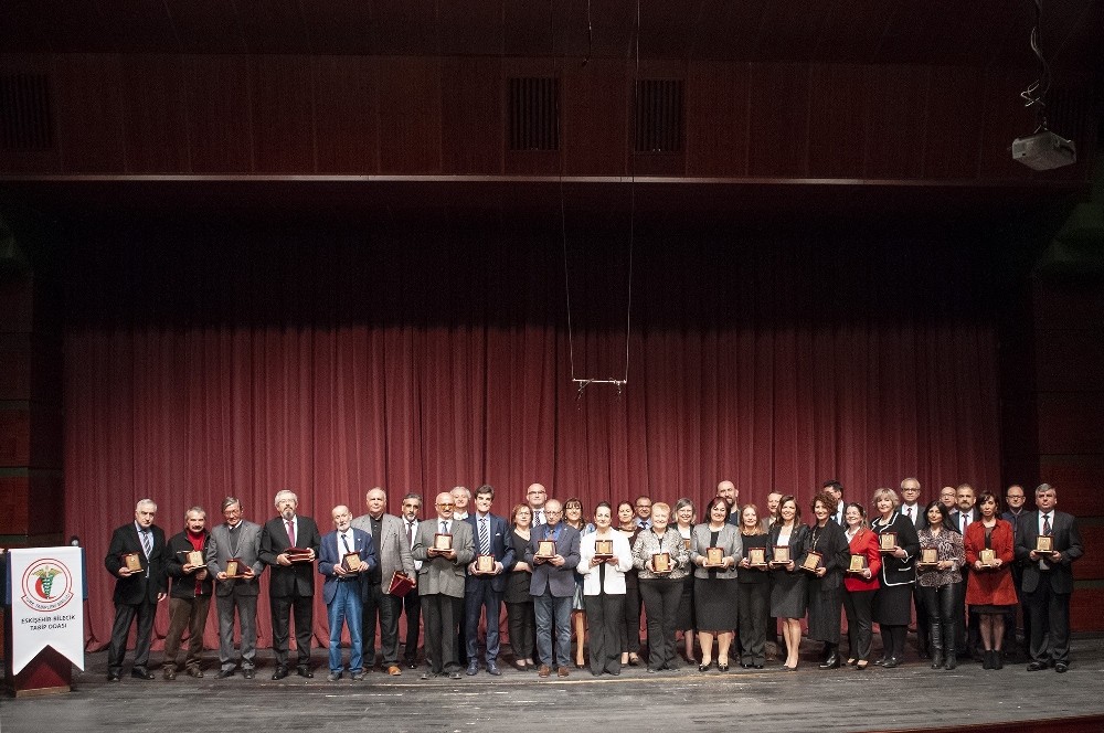 Tabip Odası’ndan ödül töreni 