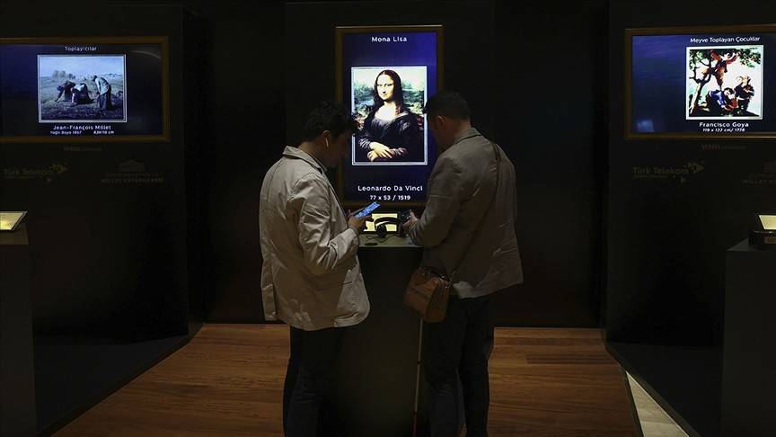 ‘Tablolar Konuşuyor’ sergisine engellilerden yoğun ilgi