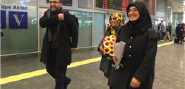 Tacikistan'da gözaltına alınan Türk avukatlar yurda döndü