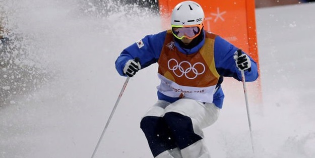 Tacizci sporcuların cezaları kesildi