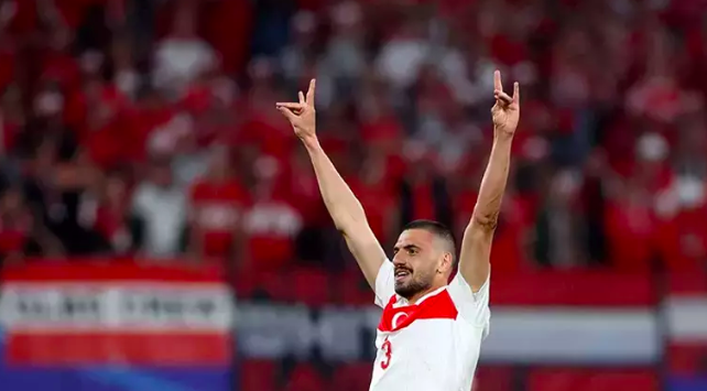 Tadic'in Çetnik selamına üç maymunu oynadılar, Merih'in 'bozkurt'una aslan kesildiler!