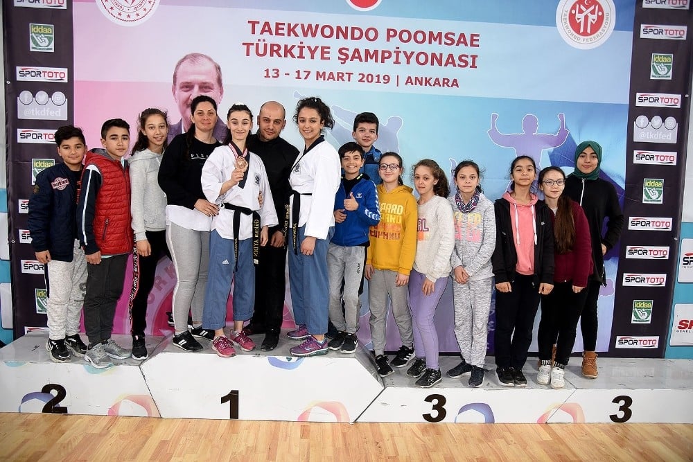 Taekwondoculardan büyük başarı 
