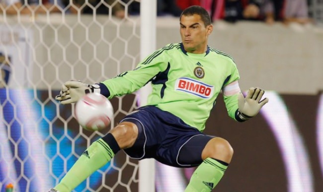 Taffarel gidiyor Mondragon Geliyor