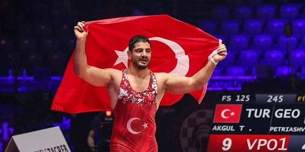 Taha Akgül, final şansını yitirdi