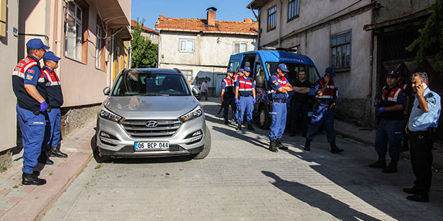 Tahliye vaadiyle dolandırıcılık! Kendilerini MİT mensubu olarak tanıtmışlar