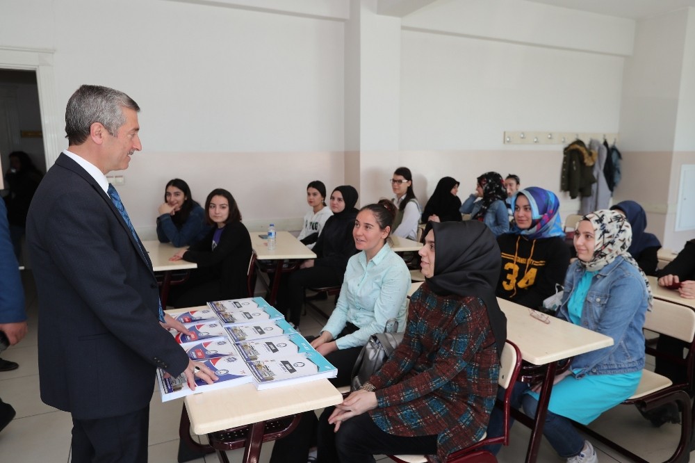 Tahmazoğlu LGS’ye girecek öğrencilere başarılar diledi 