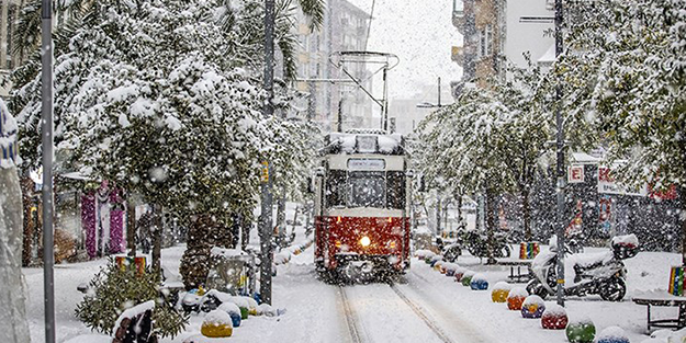 Tahminlerinde yanılmayan isim İstanbul'a ne zaman kar yağacağını açıkladı! Resmen geliyor