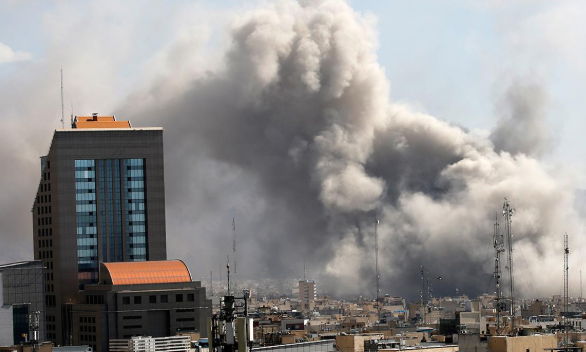 Tahran Belediye Başkanı rakam verdi: 10 günde 9 bin nokta vuruldu, enkazın ucu bucağı yok