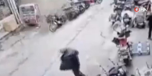 Tahran'da 2 katlı bina çöktü: 3 yaralı