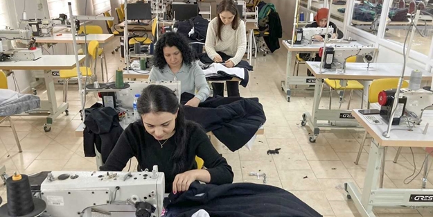 Takdir toplayan hareket! Depremzedeler için harekete geçtiler