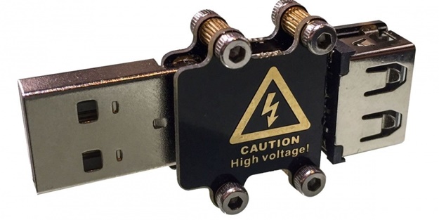 Takıldığı bilgisayarı kullanılmaz hale getiriyor