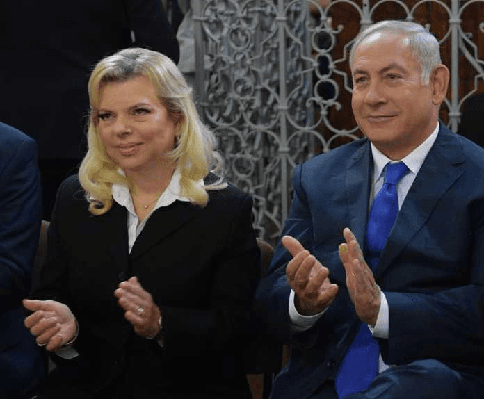 Takım elbise, takı, puro, şampanya... Almadıkları rüşvet kalmamış