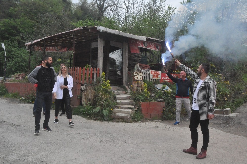 Takım kaptanına sürpriz veda partisi 