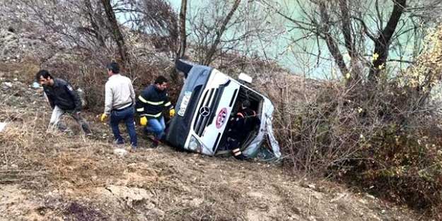Takım otobüsü devrildi! Ölü ve yaralılar var